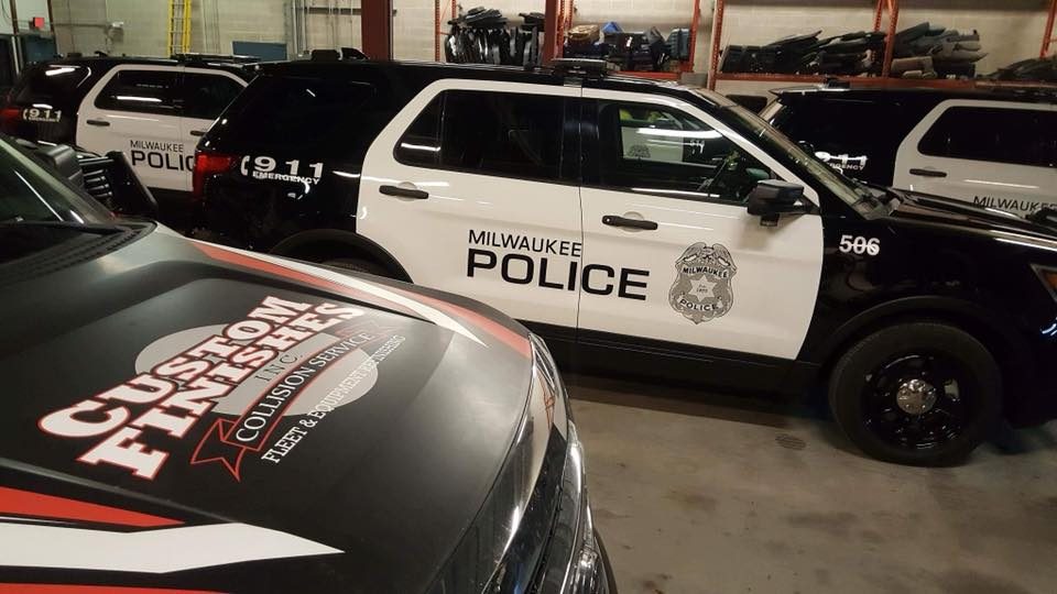 Milwaukee Police fleet SUVs with graphics by Custom Finishes